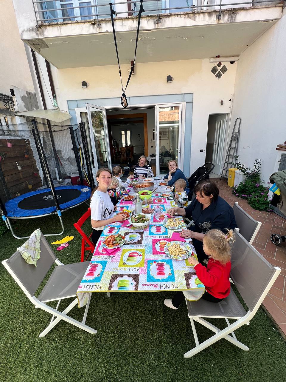 &quot;Я дуже хотіла додому&quot;: Актриса Анна Гресь про життя за кордоном та повернення в Україну